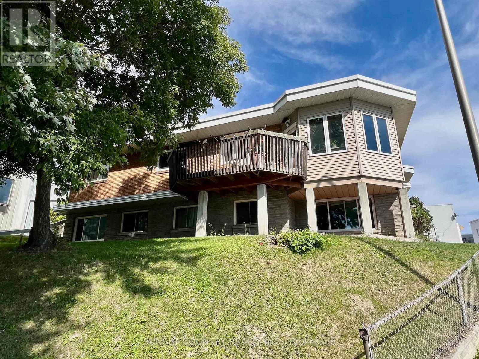 3-king-street-dryden-downtown-ontario-x13257946