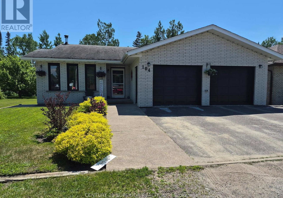 104-centennial-drive-schreiber-tb-88-ontario-x13501122
