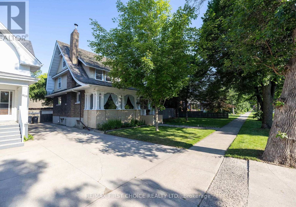427-norah-street-s-thunder-bay-hyde-park-ontario-x13535066