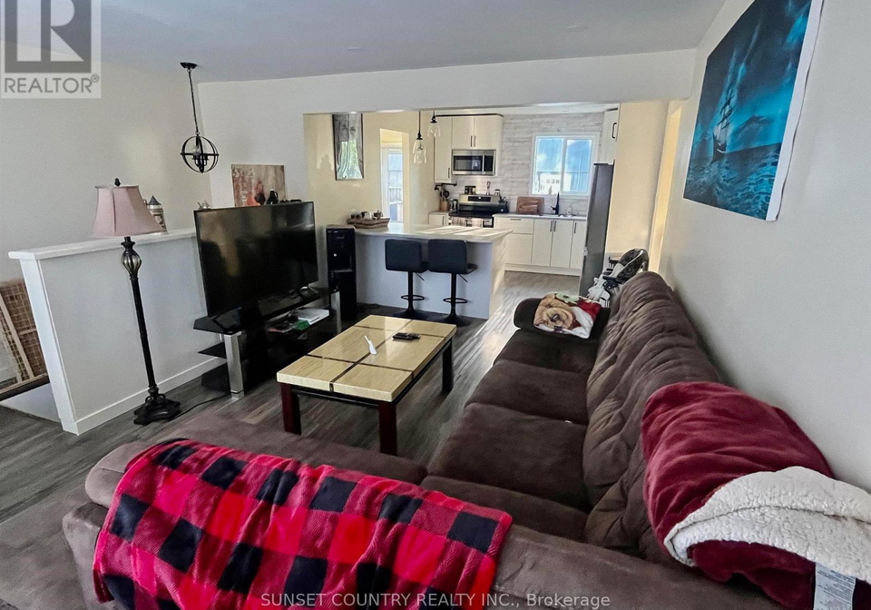 246-florence-street-dryden-hillcrest-ontario-x13539288
