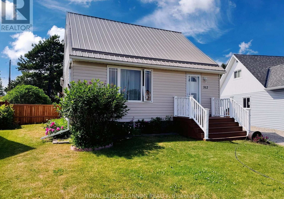 312-ball-park-crescent-greenstone-tb-62-ontario-x13571184
