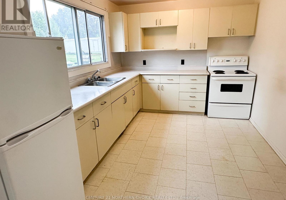 4749-pine-street-ear-falls-tb-701-ontario-x13588262