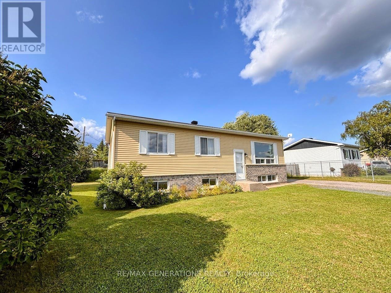 25-brooks-street-manitouwadge-tb-73-ontario-x13597526