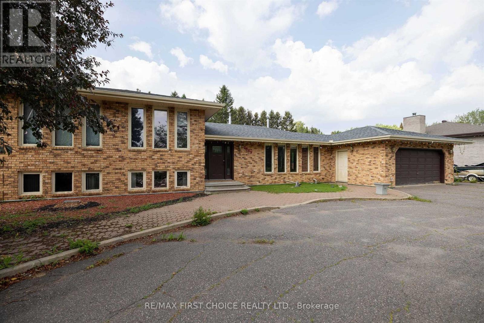 2089-otway-street-thunder-bay-rosslyn-road-ontario-x13614588