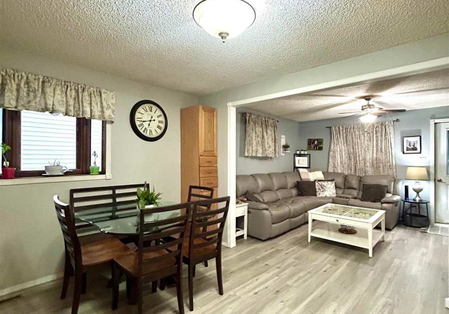 554-elm-avenue-fort-frances-tb-401-ontario-x13640400
