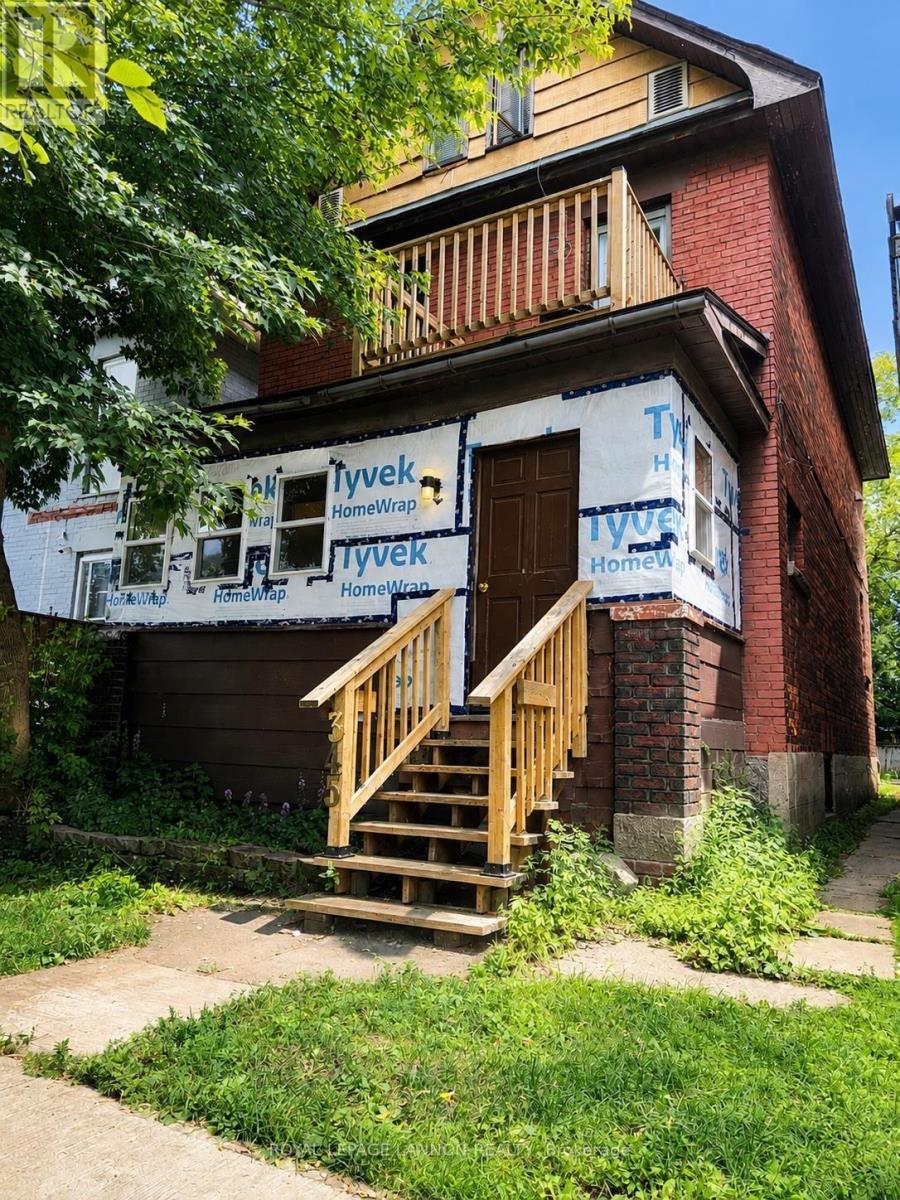 345-syndicate-avenue-n-thunder-bay-mckeller-park-ontario-x13682542