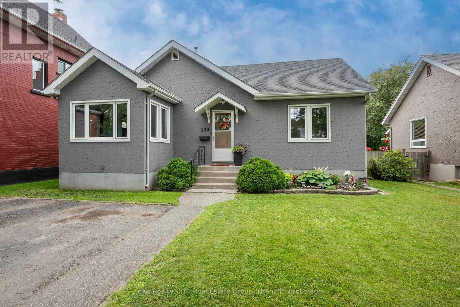 235-franklin-street-n-thunder-bay-mckeller-park-ontario-x13707914