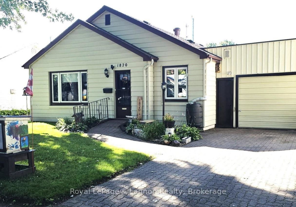 1820-hamilton-avenue-thunder-bay-hyde-park-ontario-x13707916