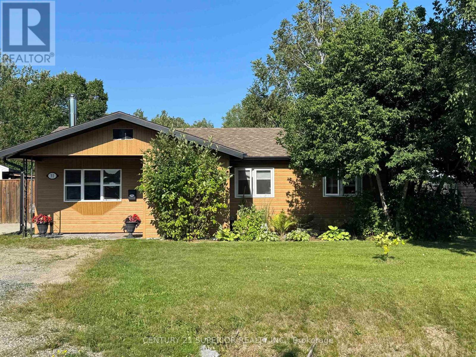 31-heron-drive-manitouwadge-tb-73-ontario-x13722440