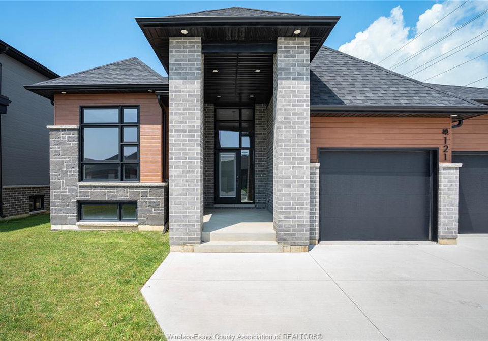 121-hazel-kingsville-ontario-25018189