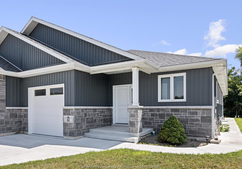 61-pereira-harrow-ontario-25018520