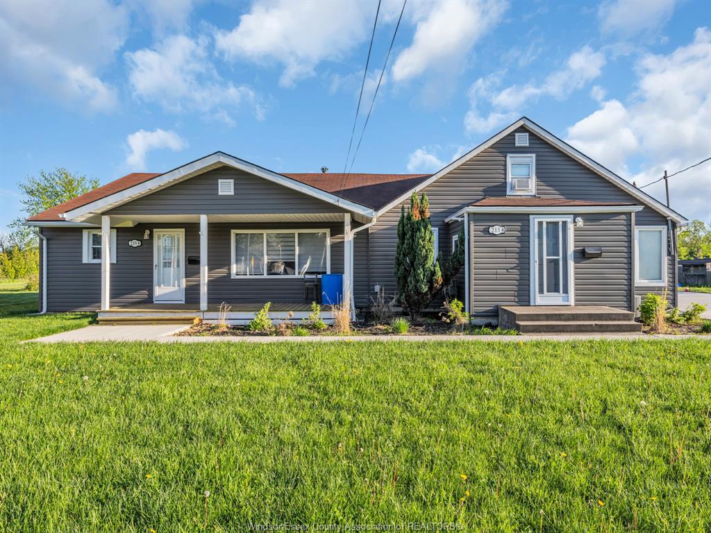 215-texas-amherstburg-ontario-25020236