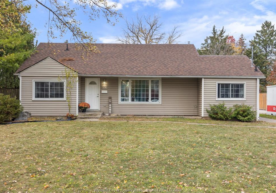 576-ducharme-windsor-ontario-25022591
