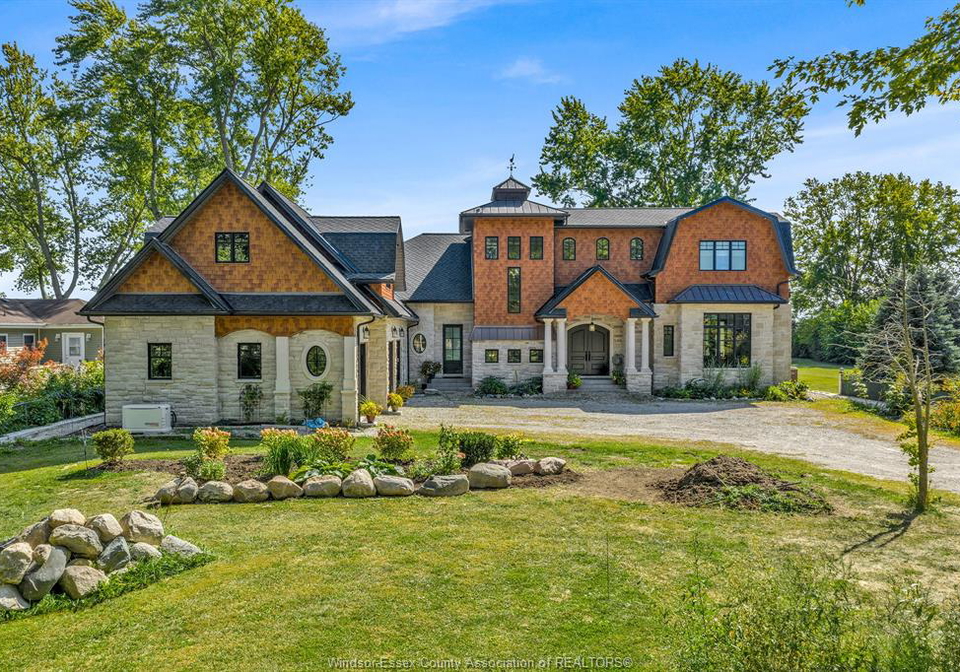1913-heritage-road-kingsville-ontario-25023064