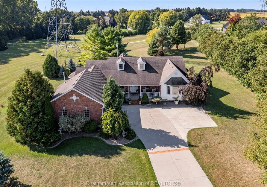 21640-pinehurst-crescent-chatham-kent-ontario-25023548