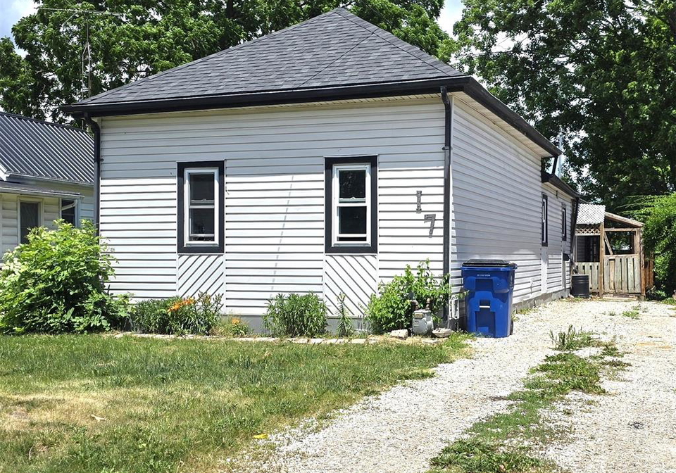 17-taylor-avenue-chatham-ontario-25025261