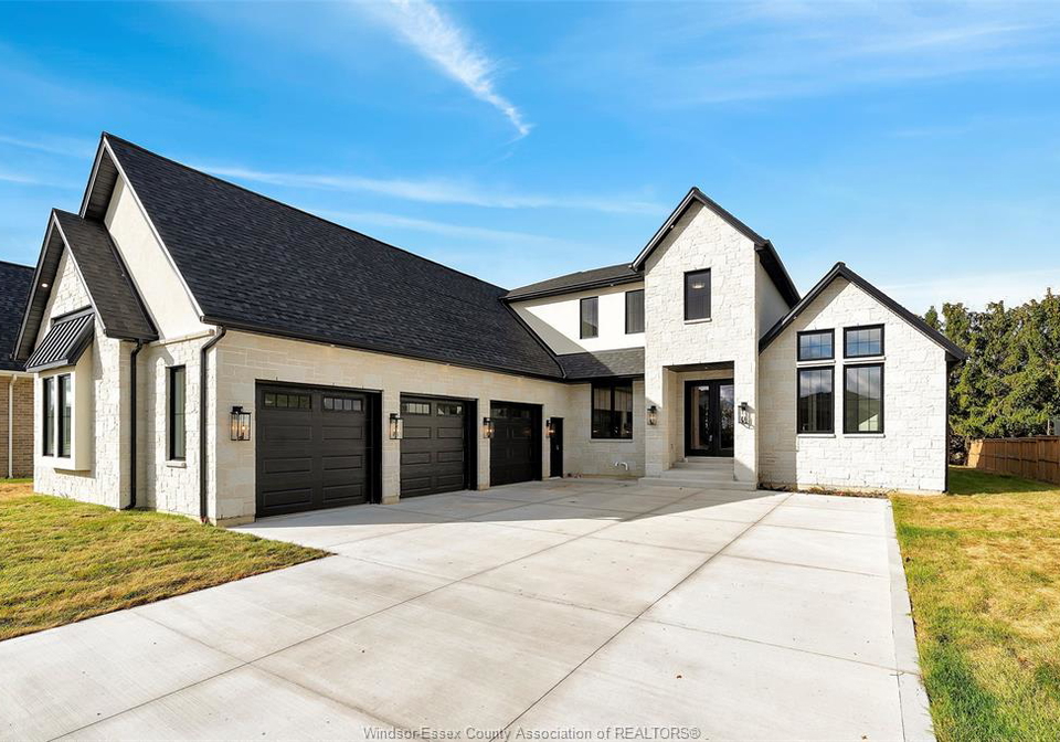 1443-mullins-drive-lakeshore-ontario-25026708