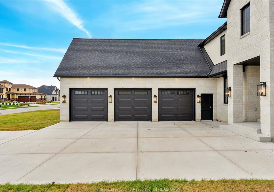 1443-mullins-drive-lakeshore-ontario-25026708