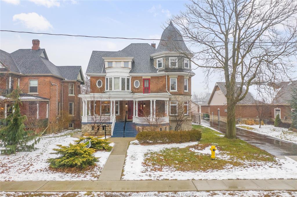 259-wellington-street-west-chatham-ontario-26000207