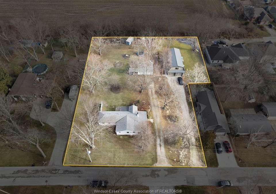 942-erie-avenue-kingsville-ontario-26000411
