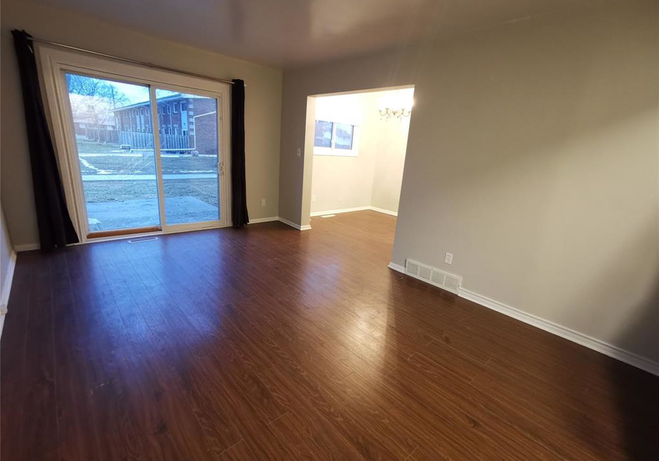 1800-columbia-court-windsor-ontario-26000419