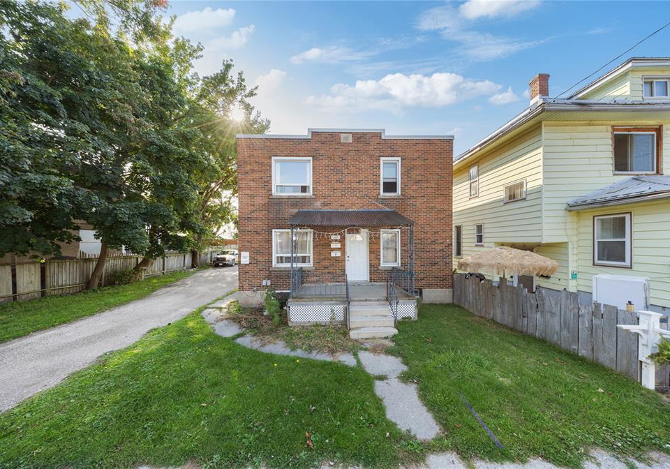 115-brock-street-north-sarnia-ontario-26000696