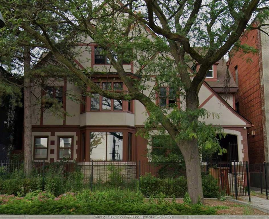 691-ouellette-avenue-windsor-ontario-26000732
