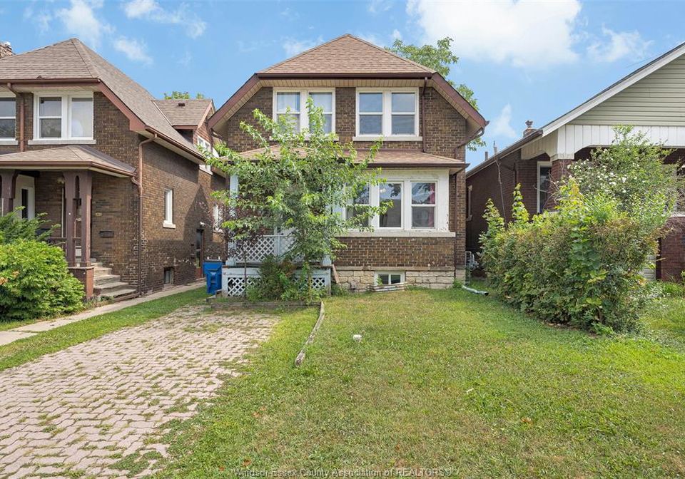 466-rankin-windsor-ontario-26000811