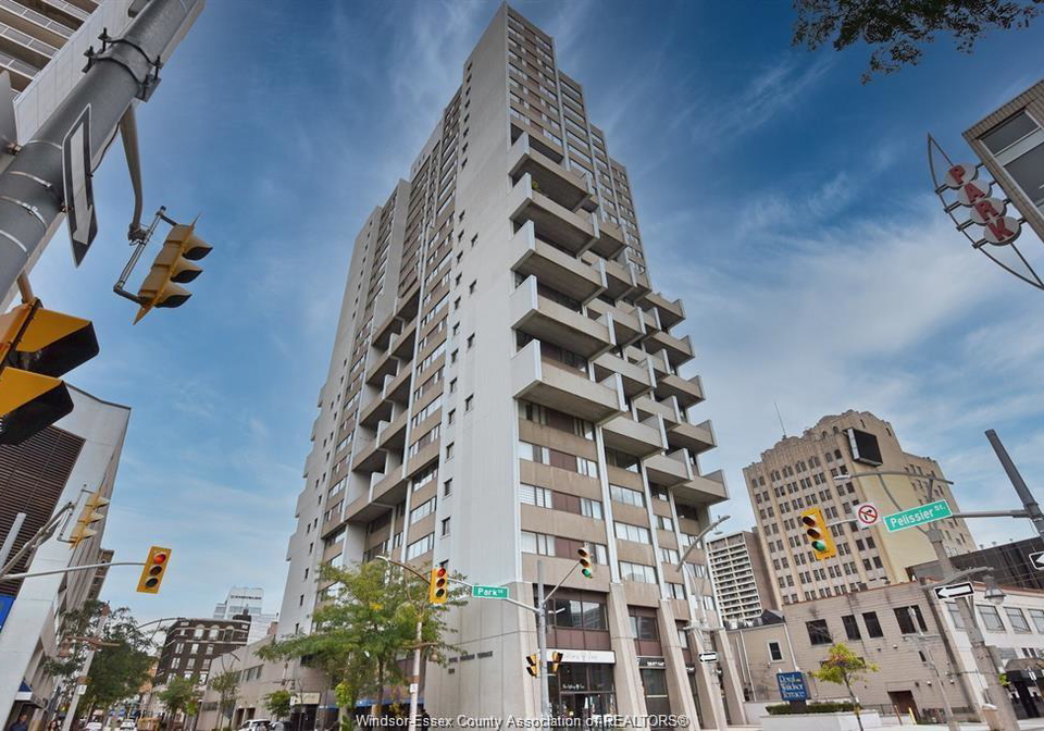 380-pelissier-windsor-ontario-26000826