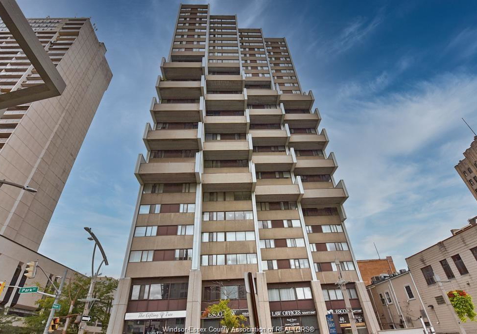 380-pelissier-windsor-ontario-26000826