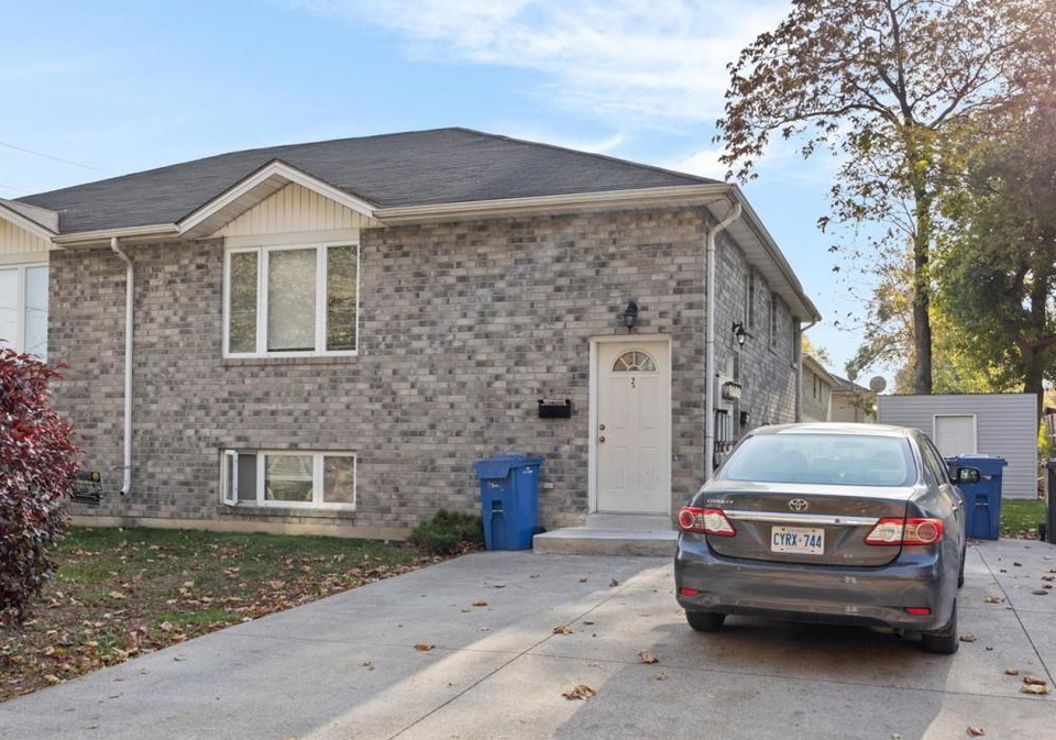 675-chippawa-windsor-ontario-26001112