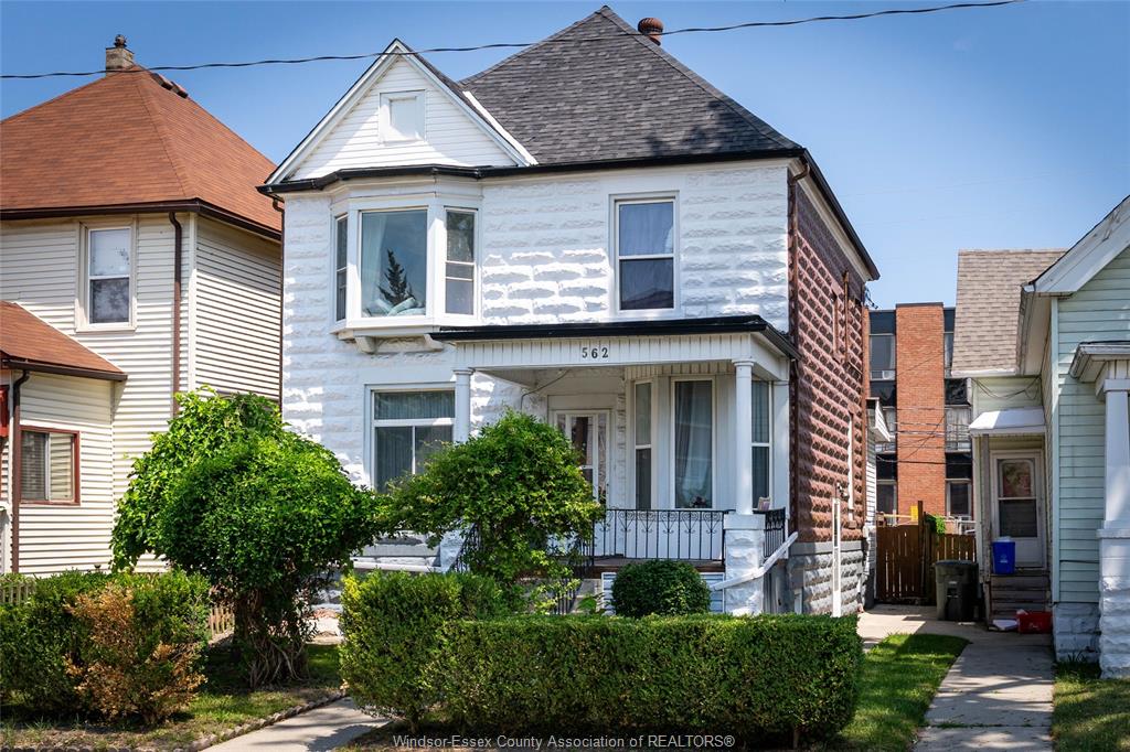 562-dougall-windsor-ontario-26001264