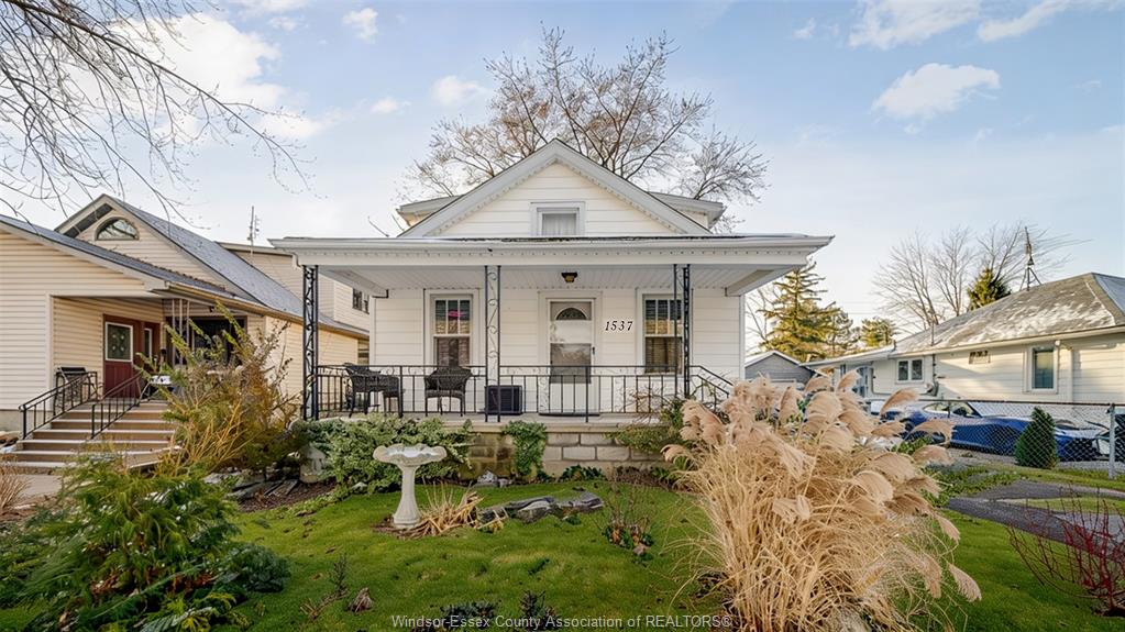 1537-westminster-boulevard-windsor-ontario-26001354