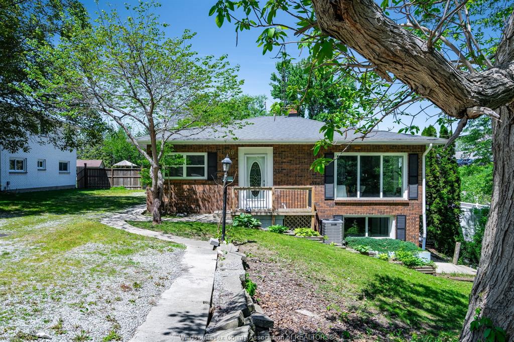 1838-seacliff-drive-kingsville-ontario-26001899