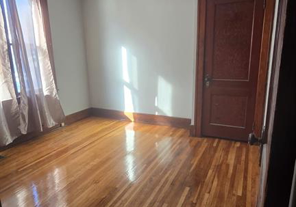 445-newbury-street-windsor-ontario-26001943