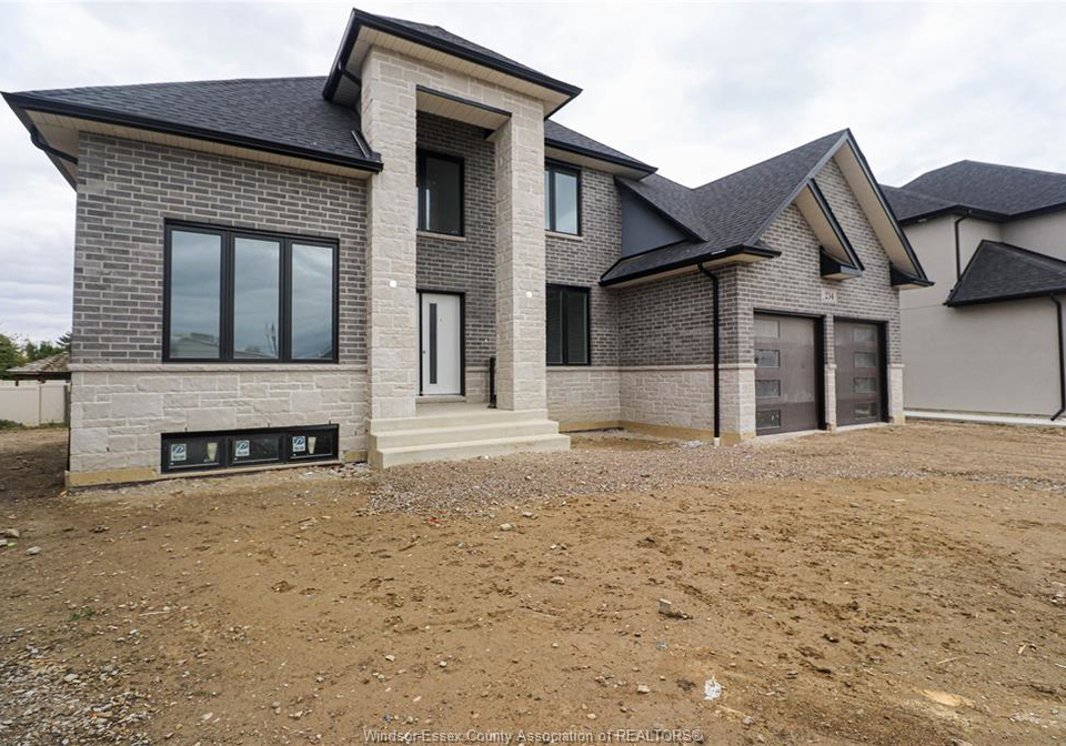 lot-4-oke-lasalle-ontario-26001990