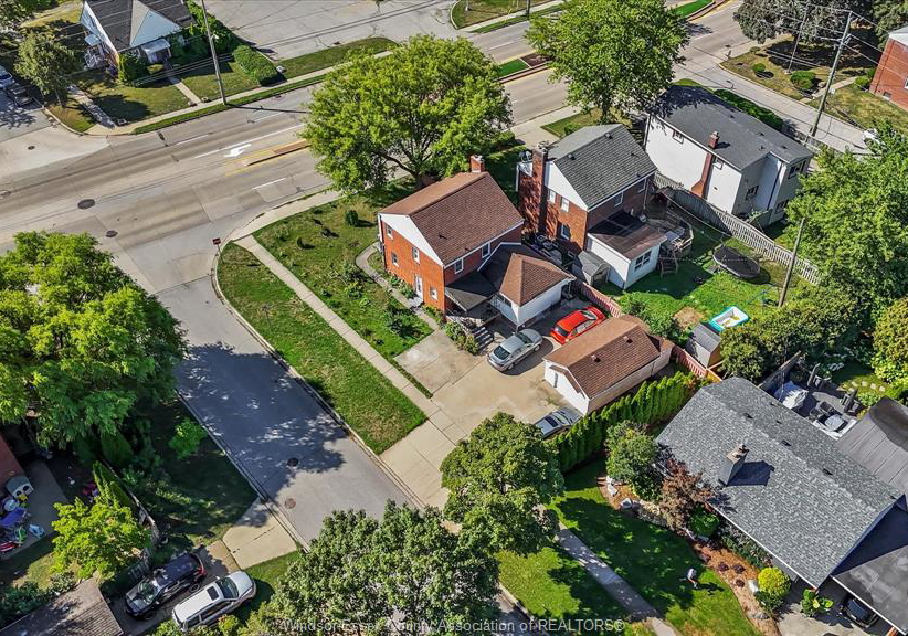 5188-wyandotte-windsor-ontario-26002373