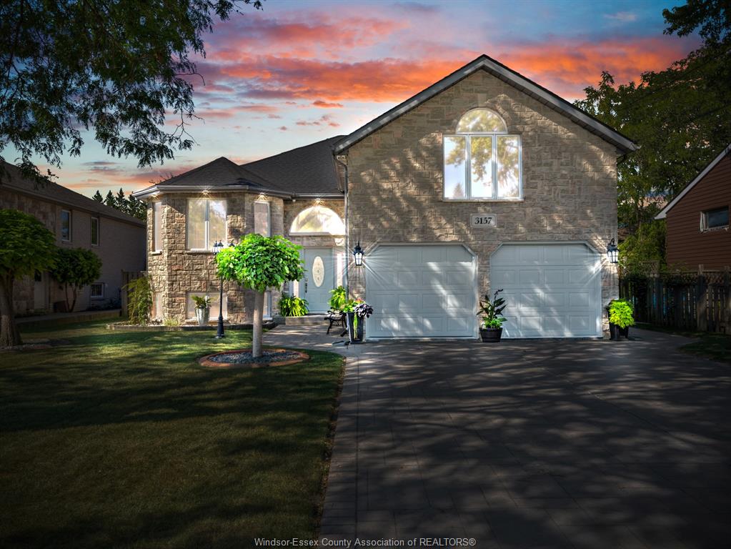 3157-robinet-windsor-ontario-26002541