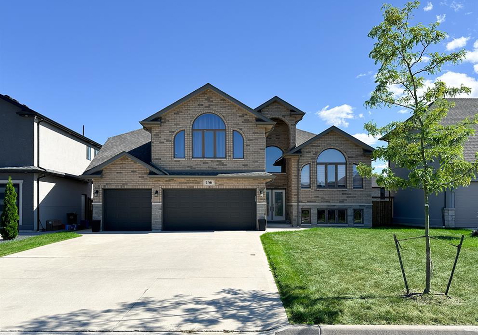 156-summer-st-lakeshore-ontario-26002603