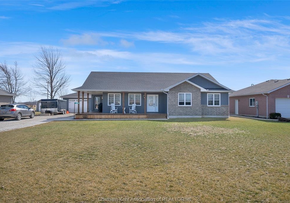 5744-middle-line-merlin-ontario-26002675