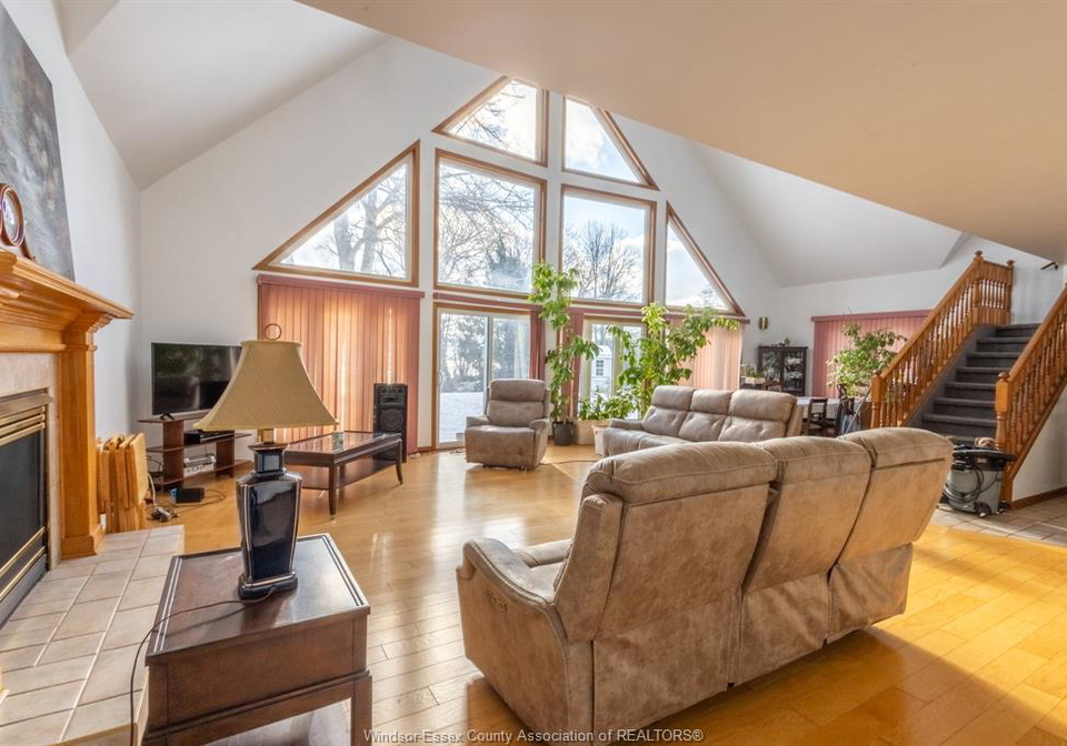 3280-talbot-trail-wheatley-ontario-26002706