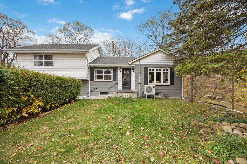 2006-olive-avenue-sarnia-ontario-26002772