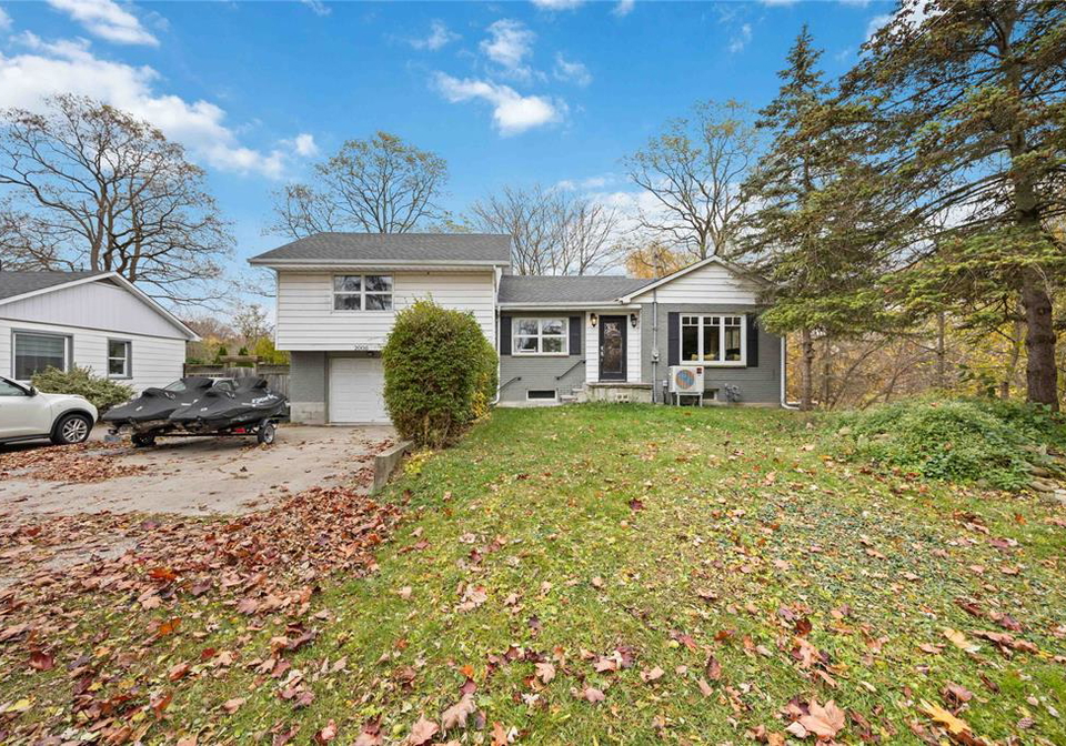 2006-olive-avenue-sarnia-ontario-26002772
