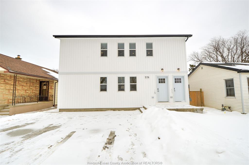 576-elinor-windsor-ontario-26002775
