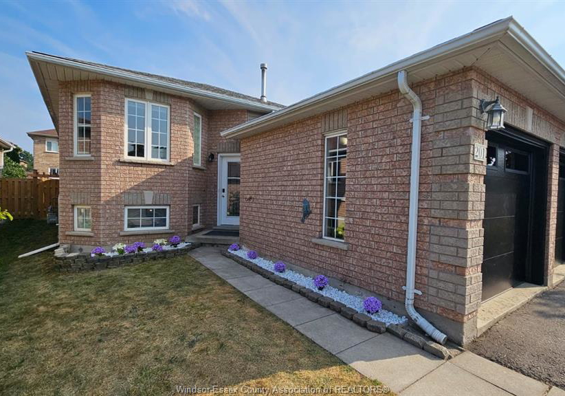 201-hanmer-barrie-ontario-26002899