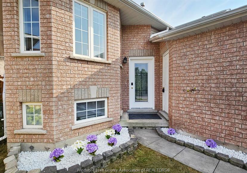 201-hanmer-barrie-ontario-26002899
