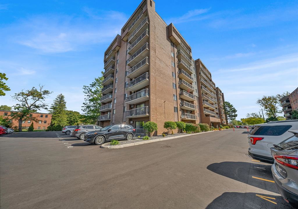 3936-wyandotte-street-east-windsor-ontario-26003025