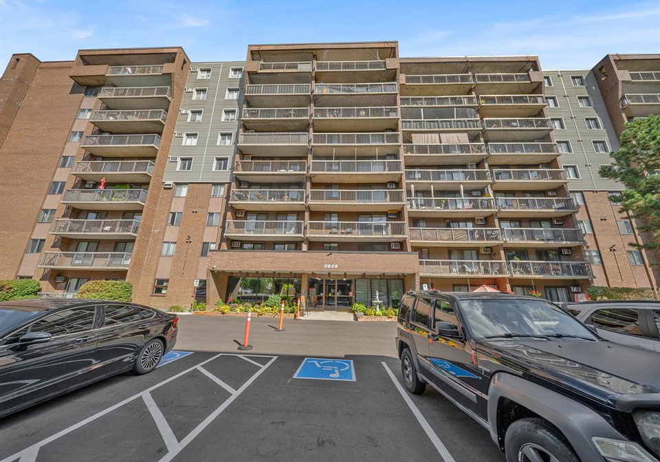 3936-wyandotte-street-east-windsor-ontario-26003025