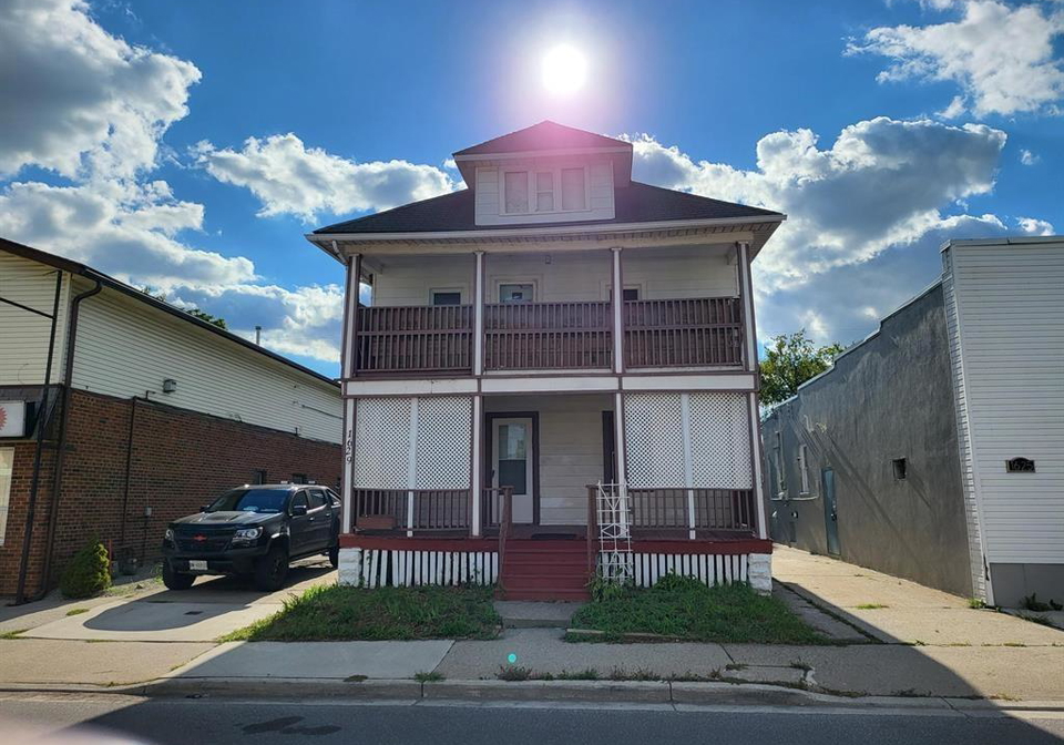 1629-31-drouillard-road-windsor-ontario-26003717