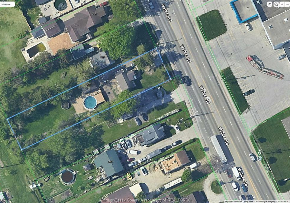 2945-walker-windsor-ontario-26003795